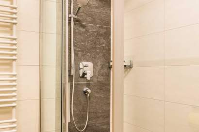 06_unterrainhof_viehhauser_dusche.jpg