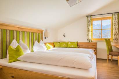 11_unterrainhof_viehhauser_sternenhimmel_bett.jpg